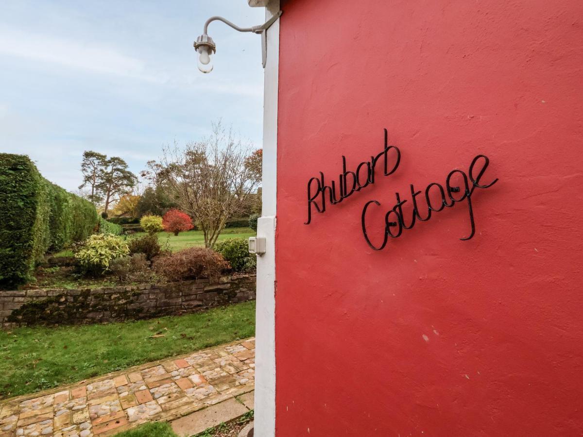 Rhubarb Cottage วูดบริดจ์ ภายนอก รูปภาพ